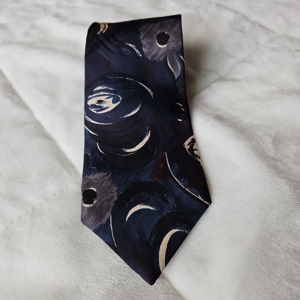 J.T. Beckett 100% Silk ‎ Modernistic/Impressionist Blue, Maroon, Grey Necktie
